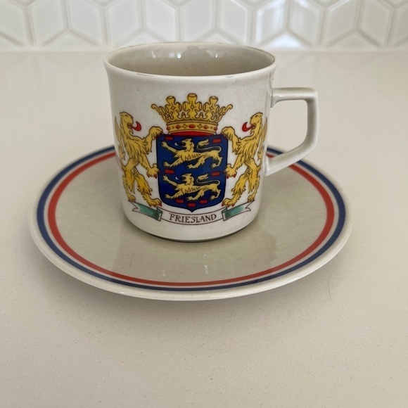 WINTERLING Marktleuthen Demitasse Cup Saucer Friesland Coat of Arms Netherlands - Picture 2 of 11